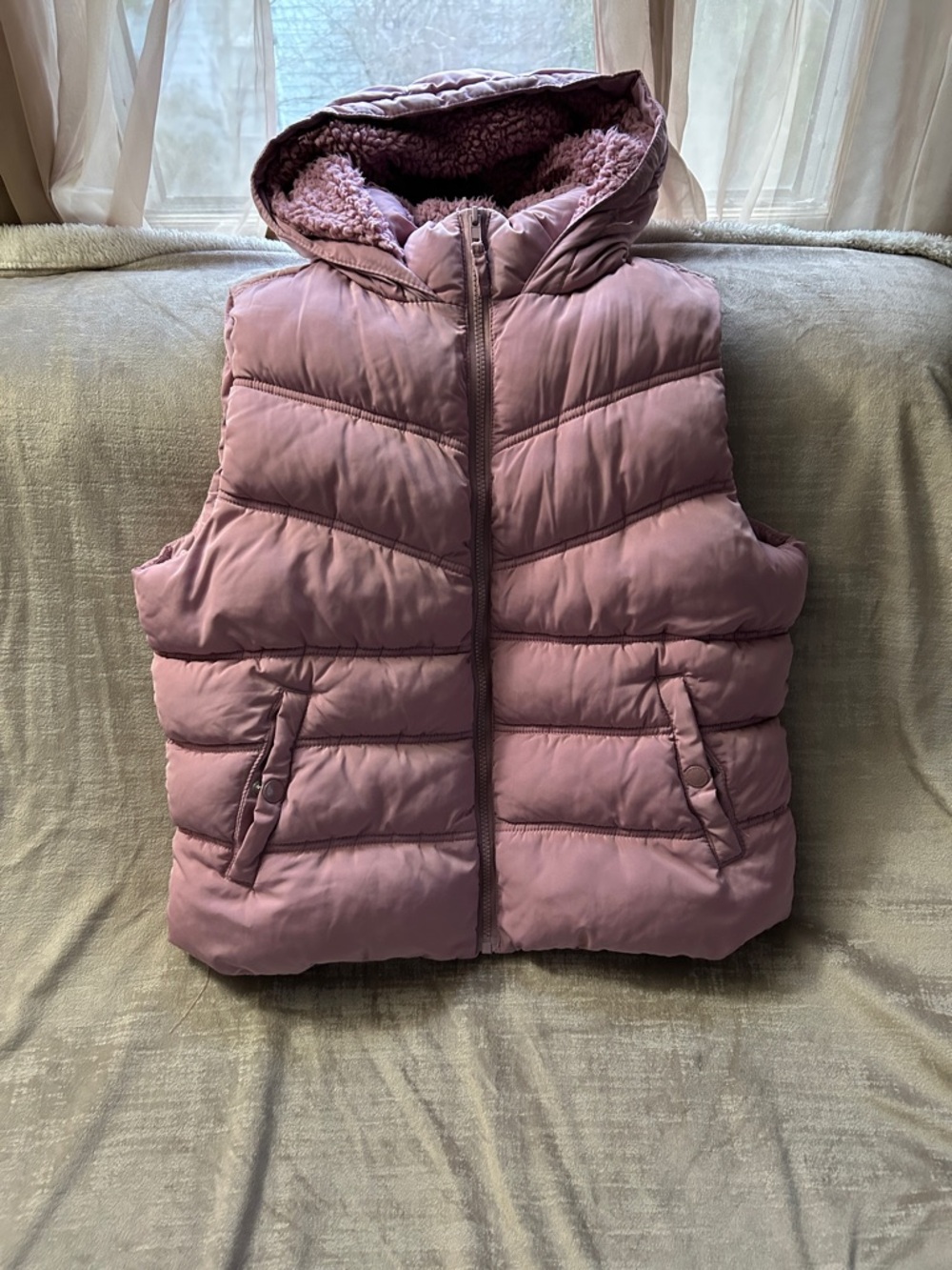 Aeropostale Pink Sherpa-Lined Hooded Puffer Vest
